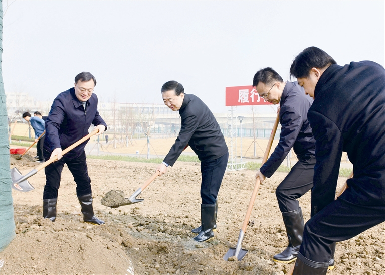 2025年江陰市春季義務(wù)植樹(shù)活動(dòng)舉行
