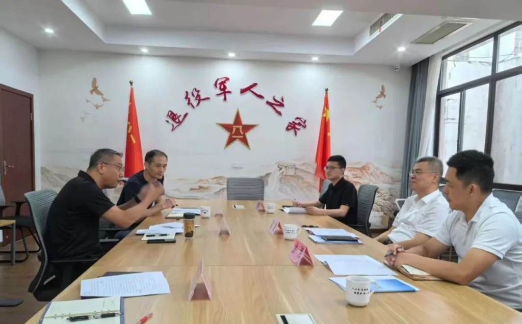 江陰市副市長翟菁調(diào)研退役軍人事務工作